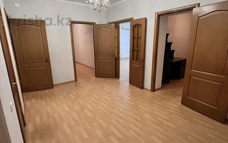 3-комнатная квартира · 98 м² · 3/5 этаж, мкр Нурсат 118 за 180 000 ₸ в Шымкенте, Каратауский р-н — фото 2