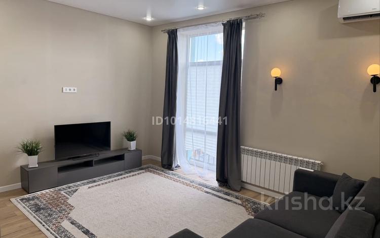 2-бөлмелі пәтер · 55 м² · 9/10 қабат, Ашимова 13, бағасы: 13 000 ₸ в Караганде, Казыбек би р-н — фото 2