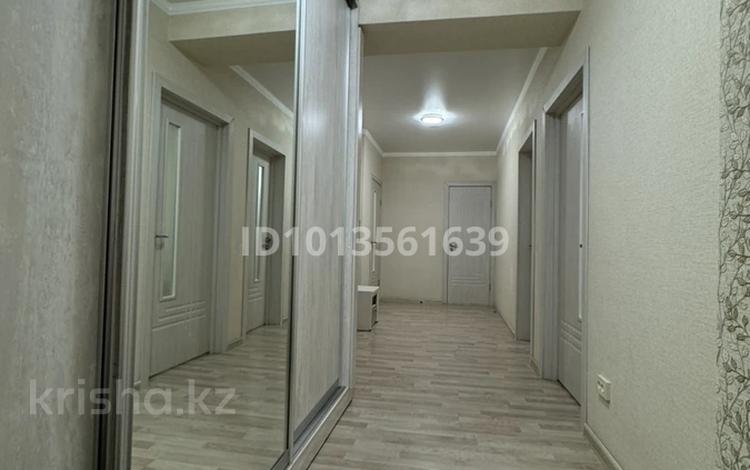 2-бөлмелі пәтер · 82 м² · 5/5 қабат, мкр Думан-2 24, бағасы: 54 млн ₸ в Алматы, Медеуский р-н — фото 6