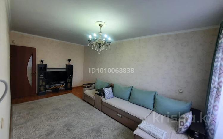 2-комнатная квартира · 53.9 м² · 3/5 этаж, мкр 8 за 19 млн ₸ в Актобе — фото 2