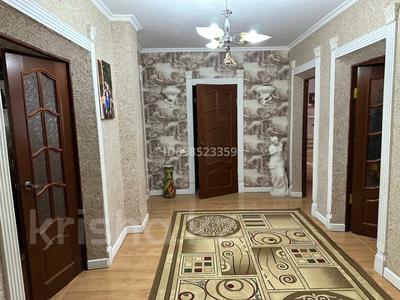 Пәтерлер в Атырауской обл.: 3-бөлмелі пәтер · 128 м² · 1/9 қабат, мкр. Алмагуль, М-н Алмагуль 4, бағасы: 40 млн 〒 3-бөлмелі пәтер · 128 м² · 1/9 қабат, мкр. Алмагуль, М-н Алмагуль 4, бағасы: 40 млн 〒 в Атырау