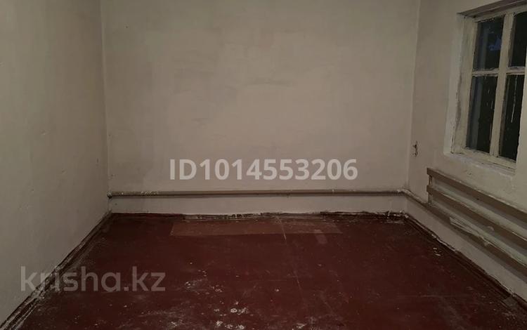 Саяжай · 3 бөлме · 60 м² · 6 жүзд., Қайнар Бұлақ, Орехова 35 — Зел жақсы жерде орналасқан саудасы бар ёный забор бірінші аялдамада, бағасы: 15 млн ₸ в Шымкенте, Абайский р-н — фото 2