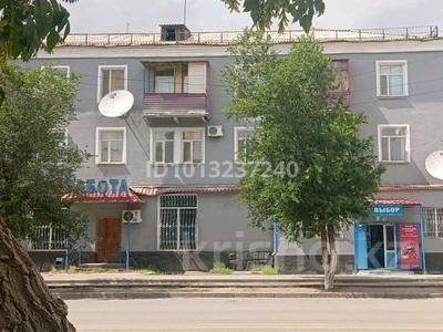 3-комнатная квартира · 65.6 м² · 2/3 этаж, Сатпаева 44 — Пересечение улиц Некрасова Сатпаева за 20 млн ₸ в Жезказгане