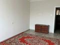 2-бөлмелі пәтер · 56.7 м² · 4/5 қабат, 13-й мкр 7 — Напротив стадиона Мунайши, рядом школа#21, супер-маркет Анвар, бағасы: 17 млн ₸ в Актау — фото 2