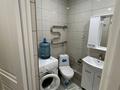 2-бөлмелі пәтер · 56.7 м² · 4/5 қабат, 13-й мкр 7 — Напротив стадиона Мунайши, рядом школа#21, супер-маркет Анвар, бағасы: 17 млн ₸ в Актау — фото 4