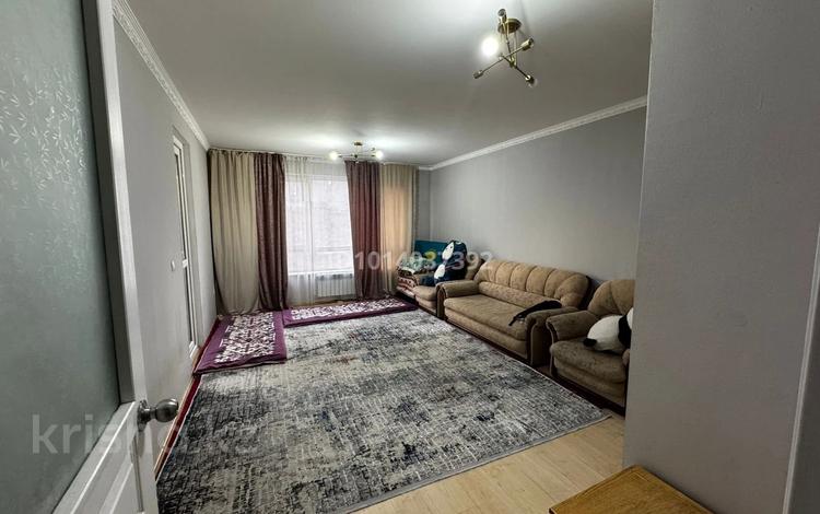 3-комнатная квартира · 92 м² · 4/9 этаж, мкр Аккент 4 за 350 000 ₸ в Алматы, Алатауский р-н — фото 8