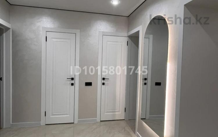 3-бөлмелі пәтер · 60 м² · 2/5 қабат, Баймуканова 139, бағасы: 26.5 млн ₸ в Кокшетау — фото 2