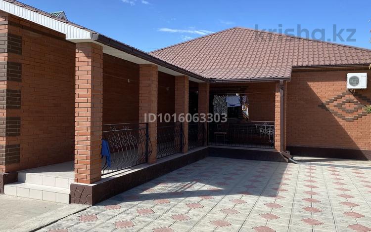Жеке үй · 5 бөлме · 220.5 м² · 9 жүзд., Геолог -ш/а., Жанкожа батыр 19в, бағасы: 35 млн ₸ в Атырау, мкр Геолог — фото 2