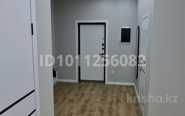 3-комнатная квартира · 93 м² · 2/9 этаж, мкр Омега, Есенжанова 3/2 за 320 000 ₸ в Уральске — фото 2