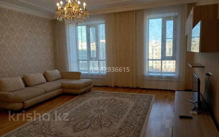 3-комнатная квартира, 144 м², 6/6 этаж помесячно, Сыганак 14/1 за 450 000 〒 в Астане, Есильский р-н — фото 2