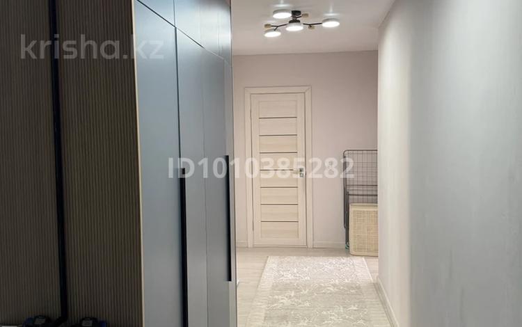 2-бөлмелі пәтер · 72 м² · 4/9 қабат, мкр Шугыла, Мкр. Шугыла 340/35, бағасы: 45 млн ₸ в Алматы, Наурызбайский р-н — фото 2