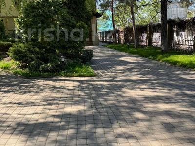 Жер телімі · 50 сотық, Абая 44, бағасы: 2.8 млрд ₸ в Алматы, Бостандыкский р-н