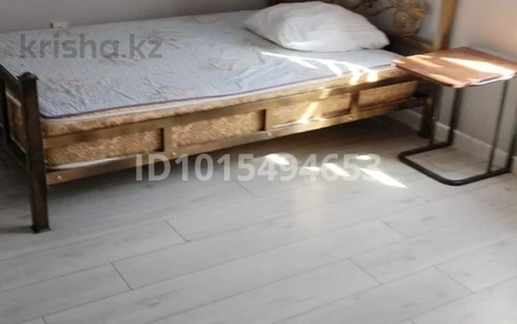 Часть дома · 3 комнаты · 170 м² · 4 сот., мкр Акбулак, Еспаева 60/1 — Момышулы Рыскулова за 300 000 ₸ в Алматы, Алатауский р-н — фото 2