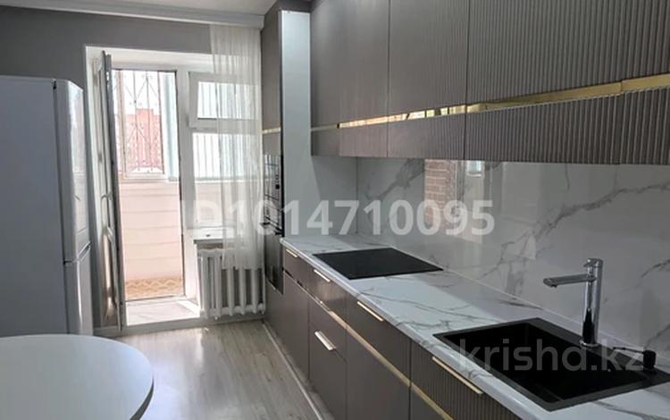 2-комнатная квартира · 58.7 м² · 5/9 этаж, Кенен Азирбаева 4/1 за 270 000 ₸ в Астане, Сарайшык р-н — фото 2