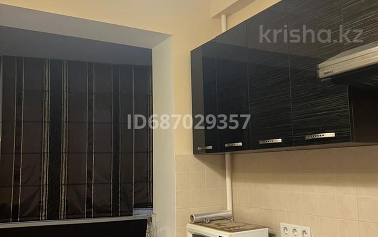 3-бөлмелі пәтер · 92 м² · 3/9 қабат, Кенесары хана 54/8, бағасы: 60 млн ₸ в Алматы, Наурызбайский р-н — фото 2