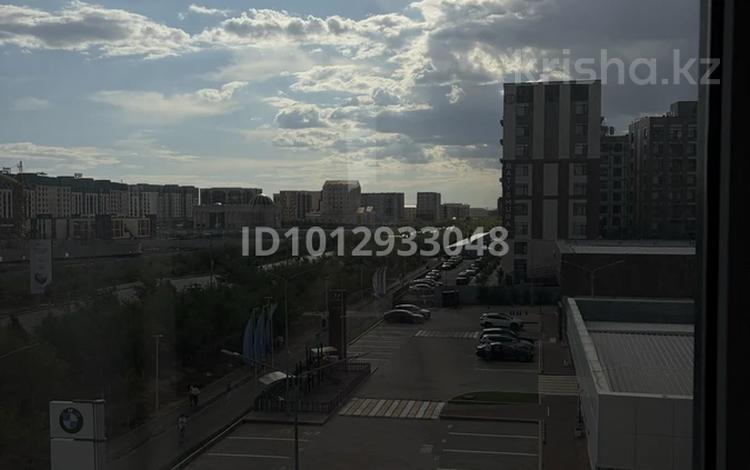 2-бөлмелі пәтер · 53.23 м² · 4/9 қабат, мкр Нурсая, Абулхаир хан 63, бағасы: 39 млн ₸ в Атырау — фото 2