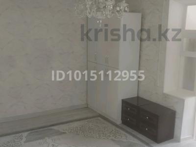 Жеке үй · 3 бөлме · 65 м² · 4 жүзд., Самал-1 ш/а 1807В, бағасы: 24.5 млн ₸ в Шымкенте, Абайский р-н