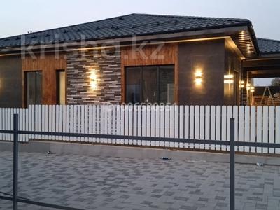 Отдельный дом · 4 комнаты · 198 м² · 7.5 сот., Кемер за 77 млн 〒 в Бельбулаке (Мичурино)