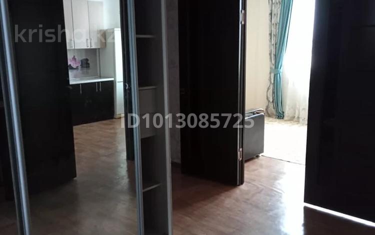2-комнатная квартира · 64 м² · 5/5 этаж, мкр. Зачаганск пгт, Камбар батыра — 10 школа за 140 000 ₸ в Уральске — фото 2