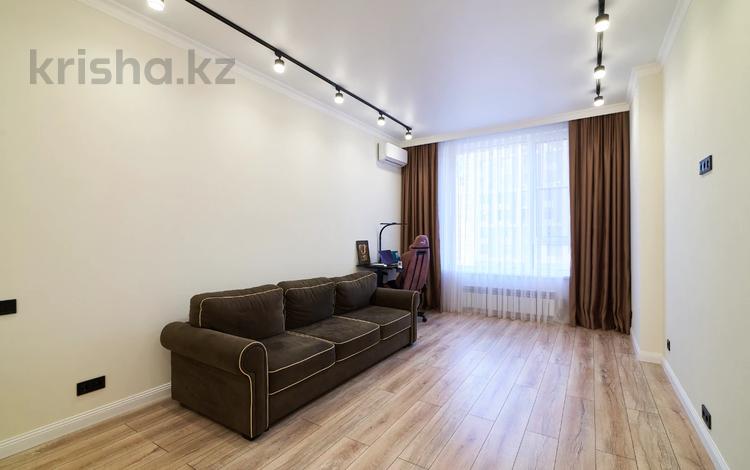 2-комнатная квартира · 65 м² · 6/15 этаж, Тауелсиздик 56/2 за 55 млн ₸ в Астане, Сарайшык р-н — фото 2