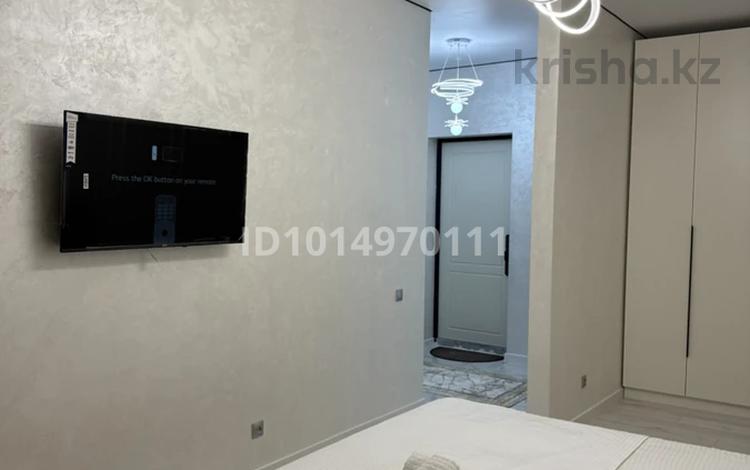 1-бөлмелі пәтер · 41 м² · 3/13 қабат, мкр Акжайык, Толеметова 80, бағасы: 16 000 ₸ в Шымкенте, Абайский р-н — фото 2