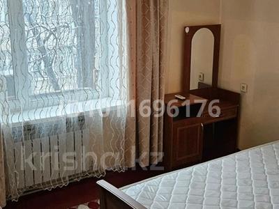 2-бөлмелі пәтер · 54 м² · 4/4 қабат, Гагарина 147 — Остановка СМУ4, бағасы: 22 млн ₸ в Шымкенте, Абайский р-н