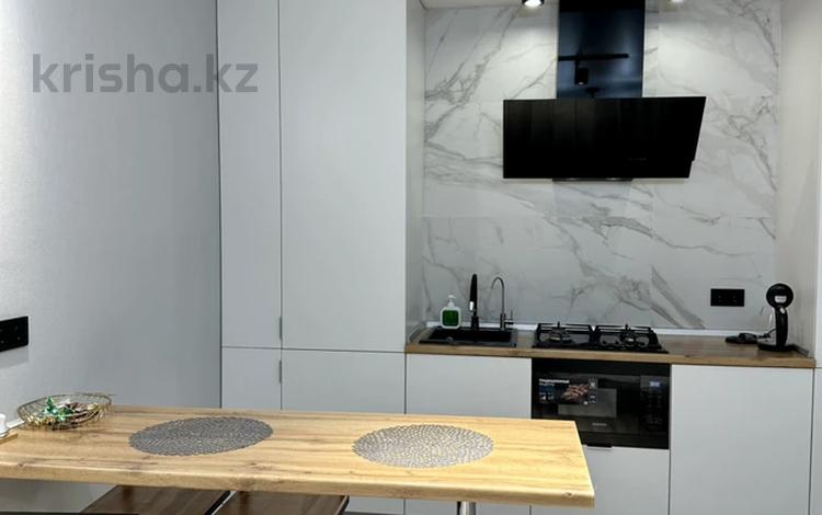 1-комнатная квартира · 55 м² · 3/5 этаж, Мкр. Алтын орда 21М — Теннисный корт ACE за 15 000 ₸ в Актобе — фото 10