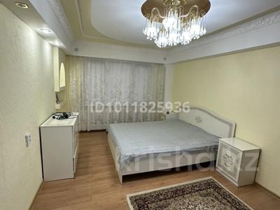 3-бөлмелі пәтер · 62 м² · 5/5 қабат, Курмангазы — Мед.колледж , рынок Көктем, бағасы: 200 000 ₸ в Атырау, мкр Авангард-2