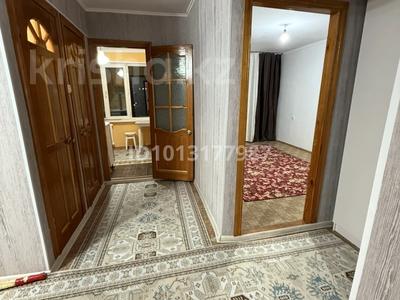 2-комнатная квартира · 54 м² · 3/5 этаж, Шугыла 32 — Шұғыла 32 домнан 2 бөлмелі пәтер сатылады. подъезд таза, иіс маса жоқ. мектеп пен балабақша жақын орналасқан. аулада балалар ойын алаңы жаңадан салынған. за 14.5 млн ₸ в 