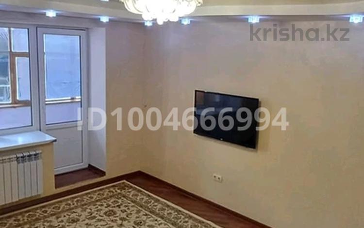 3-бөлмелі пәтер · 72 м² · 4/5 қабат, мкр Кунаева 66, бағасы: 28 млн ₸ в Уральске — фото 2