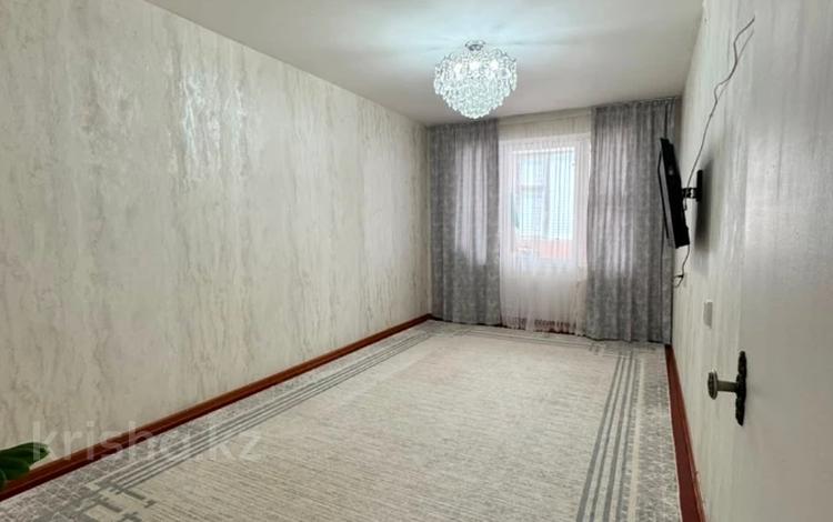 3-комнатная квартира · 70 м² · 5/5 этаж, 27-й мкр 80 за 15.5 млн ₸ в Актау — фото 2