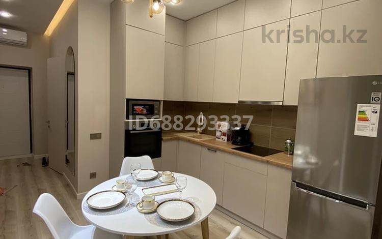 1-бөлмелі пәтер, 40 м², 4/15 қабат ай сайын, Манаса 109/11, бағасы: 450 000 〒 в Алматы, Алмалинский р-н — фото 2