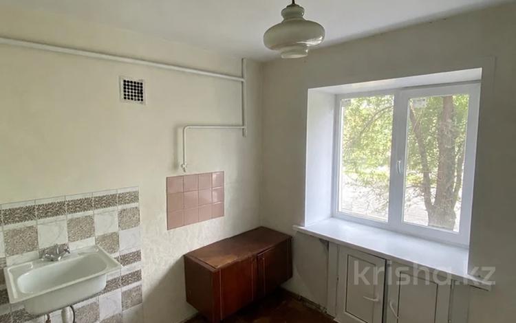 2-комнатная квартира · 44 м² · 1/4 этаж, проспект Нурсултана Назарбаева 30 за 13.5 млн ₸ в Усть-Каменогорске — фото 2