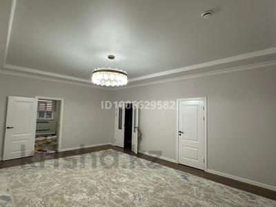 Жеке үй · 5 бөлме · 200 м² · 10 сот., мкр Бектобе, Акмешит 16А, бағасы: 45 млн 〒 в Таразе