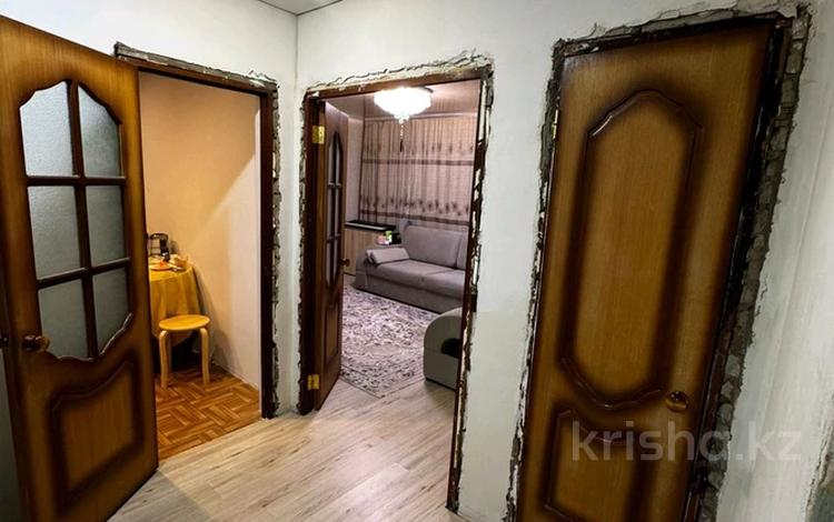 3-комнатная квартира · 64 м² · 13/14 этаж, Гагарина 34 за 15.5 млн 〒 в Уральске — фото 2