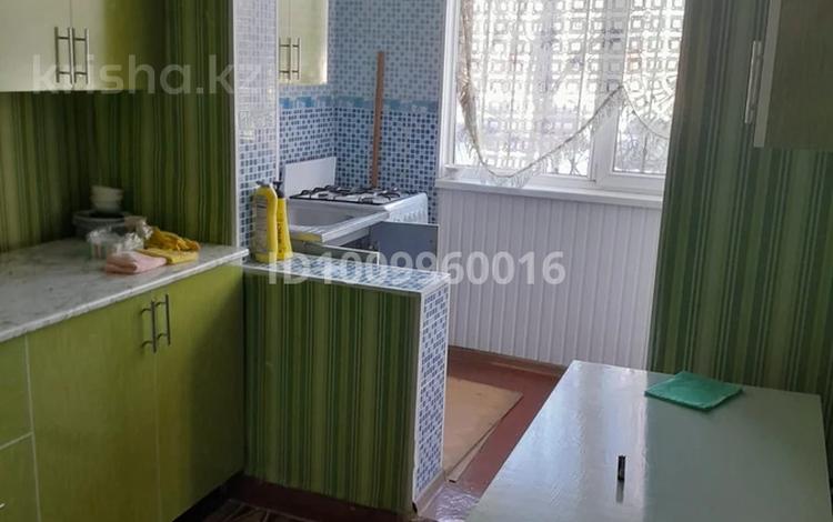 4-бөлмелі пәтер · 73 м² · 1/5 қабат, Массив Телецентр 6 — Сатпаева, проспект Жамбыла, бағасы: 18 млн ₸ в Таразе — фото 2