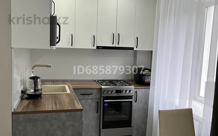 2-бөлмелі пәтер, 46 м², 2/5 қабат ай сайын, Корчагина 70, бағасы: 140 000 〒 в Рудном — фото 2