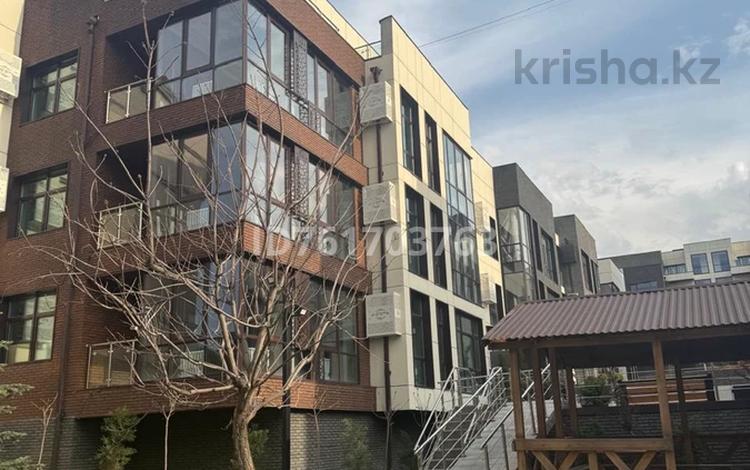 4-комнатная квартира · 130 м² · 2/4 этаж, Арайлы 2/12 за 95 млн 〒 в Алматы, Бостандыкский р-н — фото 17