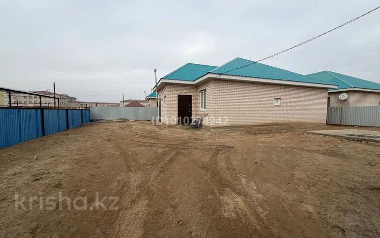 Часть дома · 3 комнаты · 1010 м² · 10.9 сот., мкр Атырау, Құрманғазы район за 13 млн 〒 — фото 2