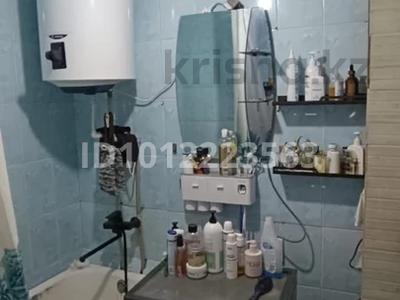 2-комнатная квартира · 43 м² · 5/5 этаж, проспект Республики 19а — Детская государственная стоматология за 15 млн ₸ в Шымкенте, Аль-Фарабийский р-н