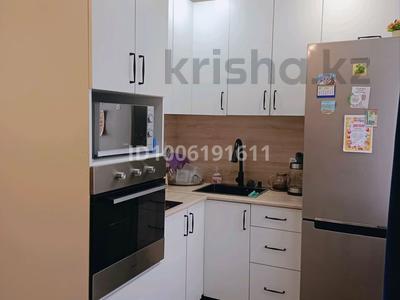 3-комнатная квартира · 57 м² · 5/5 этаж, Олимпийская 25 за 7.8 млн 〒 в Курчатове