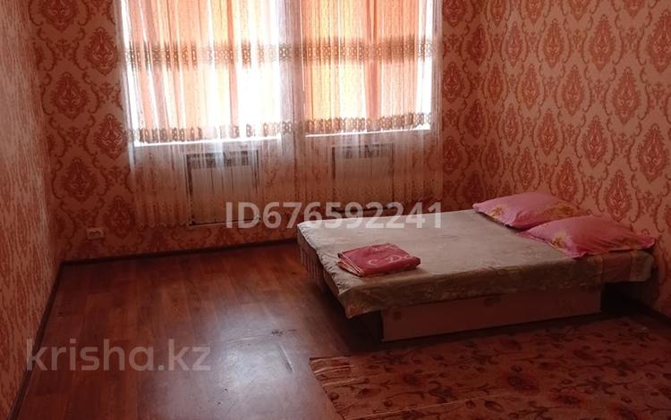 1-комнатная квартира · 32 м² · 2/5 этаж, мкр Восток , Володарски 17 — Юбелейка за 1 500 ₸ в Шымкенте, Аль-Фарабийский р-н — фото 2