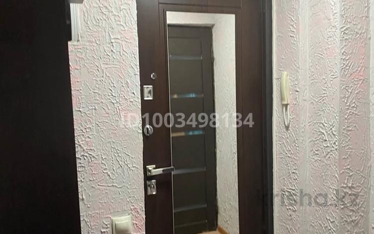 2-комнатная квартира · 42 м² · 3/5 этаж, Абая 18 — На против парка за 14 млн ₸ в Балхаше — фото 2