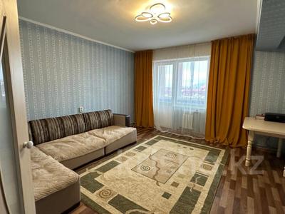 3-комнатная квартира, 87 м², 6/9 этаж, есенберлина за 30.5 млн 〒 в Усть-Каменогорске