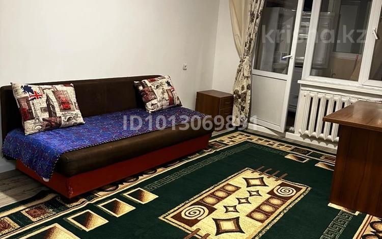 2-комнатная квартира · 45 м² · 3/5 этаж, Богенбай батыра 300 за 300 000 ₸ в Алматы, Алмалинский р-н — фото 2