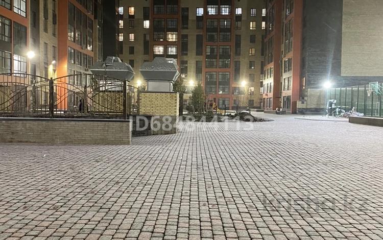 4-бөлмелі пәтер · 125 м² · 9/9 қабат, Кумисбекова 4 — Кумисбекова-Абая, бағасы: 72 млн ₸ в Астане, Сарыарка р-н — фото 2