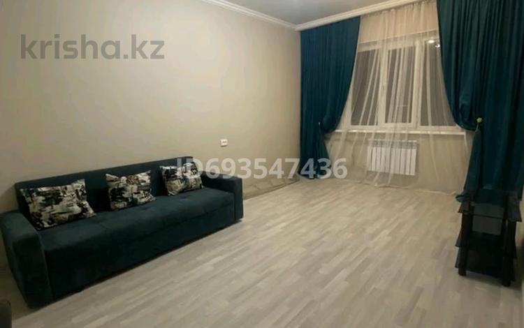 2-бөлмелі пәтер · 61 м² · 6/9 қабат, мкр Жетысу-4 5 — Абая момышулы, бағасы: 48 млн ₸ в Алматы, Ауэзовский р-н — фото 2