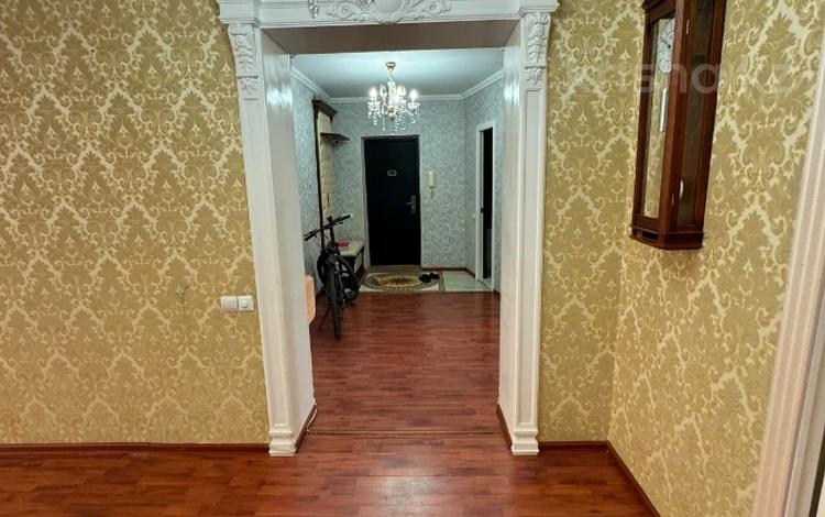 3-комнатная квартира · 132 м² · 5/10 этаж, мкр 12 за 38.7 млн ₸ в Актобе — фото 2