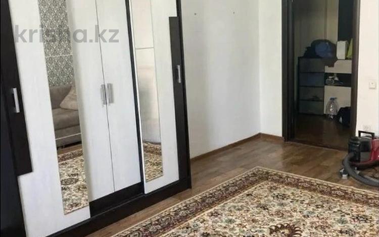 1-комнатная квартира · 40 м² · 3/5 этаж, мкр Аксай-1А 10а за 24 млн 〒 в Алматы, Ауэзовский р-н — фото 2