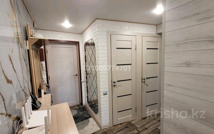 3-бөлмелі пәтер · 54 м² · 5/5 қабат, 3 микрорайон — Гоголя, бағасы: 16.5 млн ₸ в Риддере — фото 2